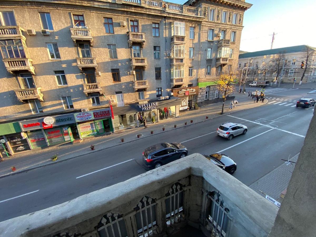 White New Apartments Ultracentral 2-Rooms In The Heart Chisinau Eksteriør bilde
