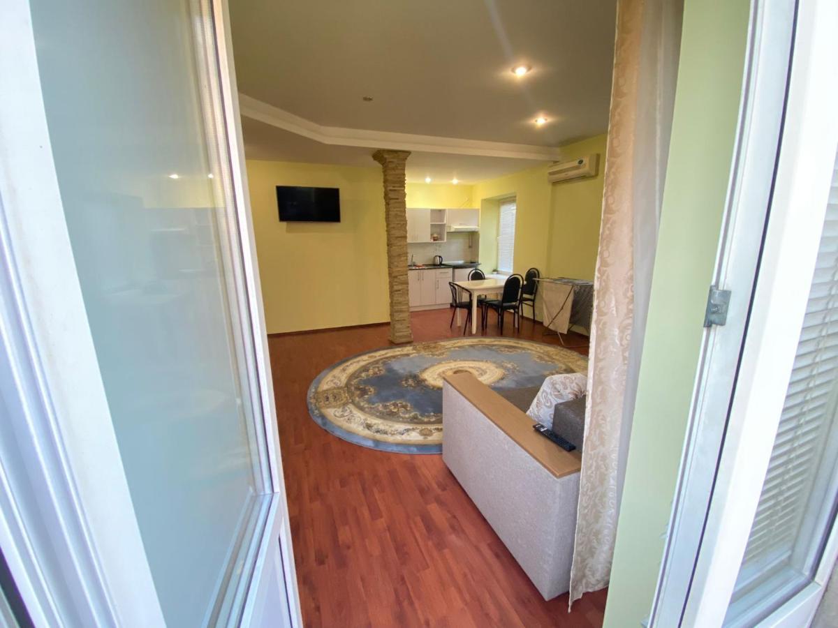 White New Apartments Ultracentral 2-Rooms In The Heart Chisinau Eksteriør bilde