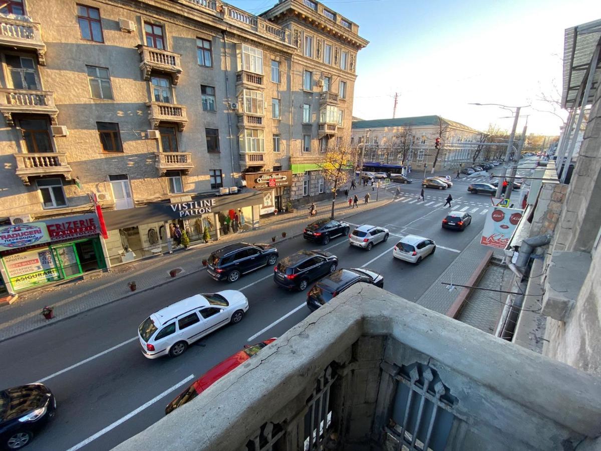 White New Apartments Ultracentral 2-Rooms In The Heart Chisinau Eksteriør bilde